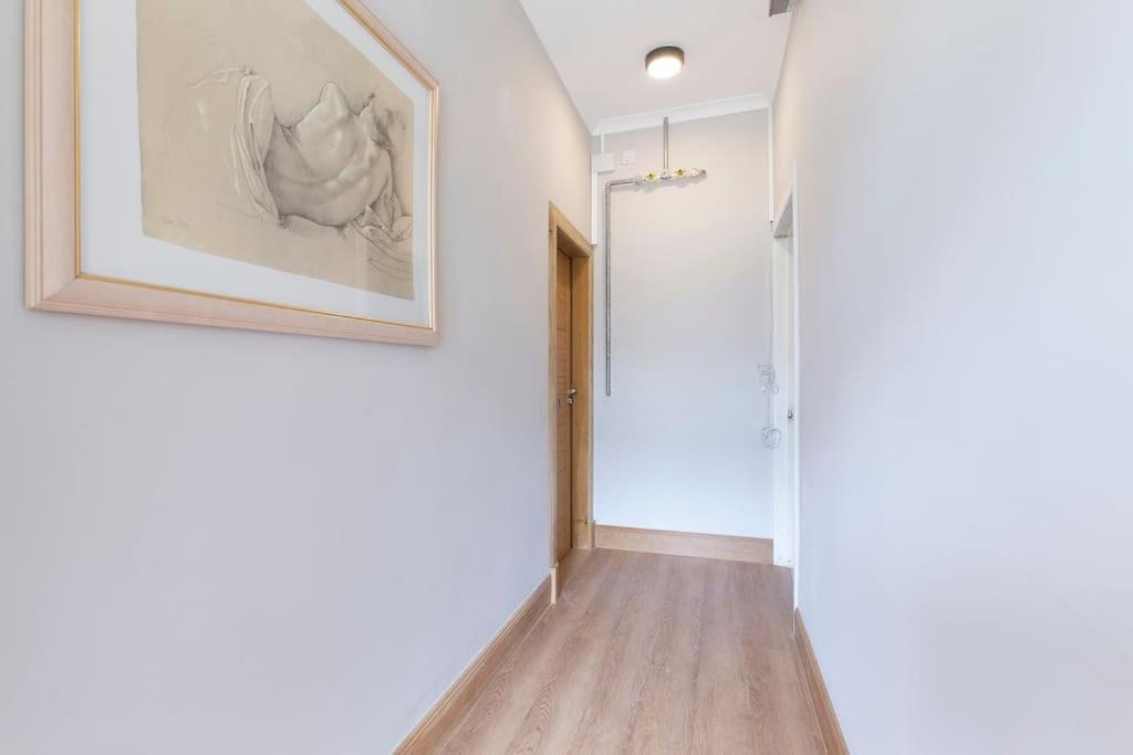 Newington Apartment EDI Exterior photo